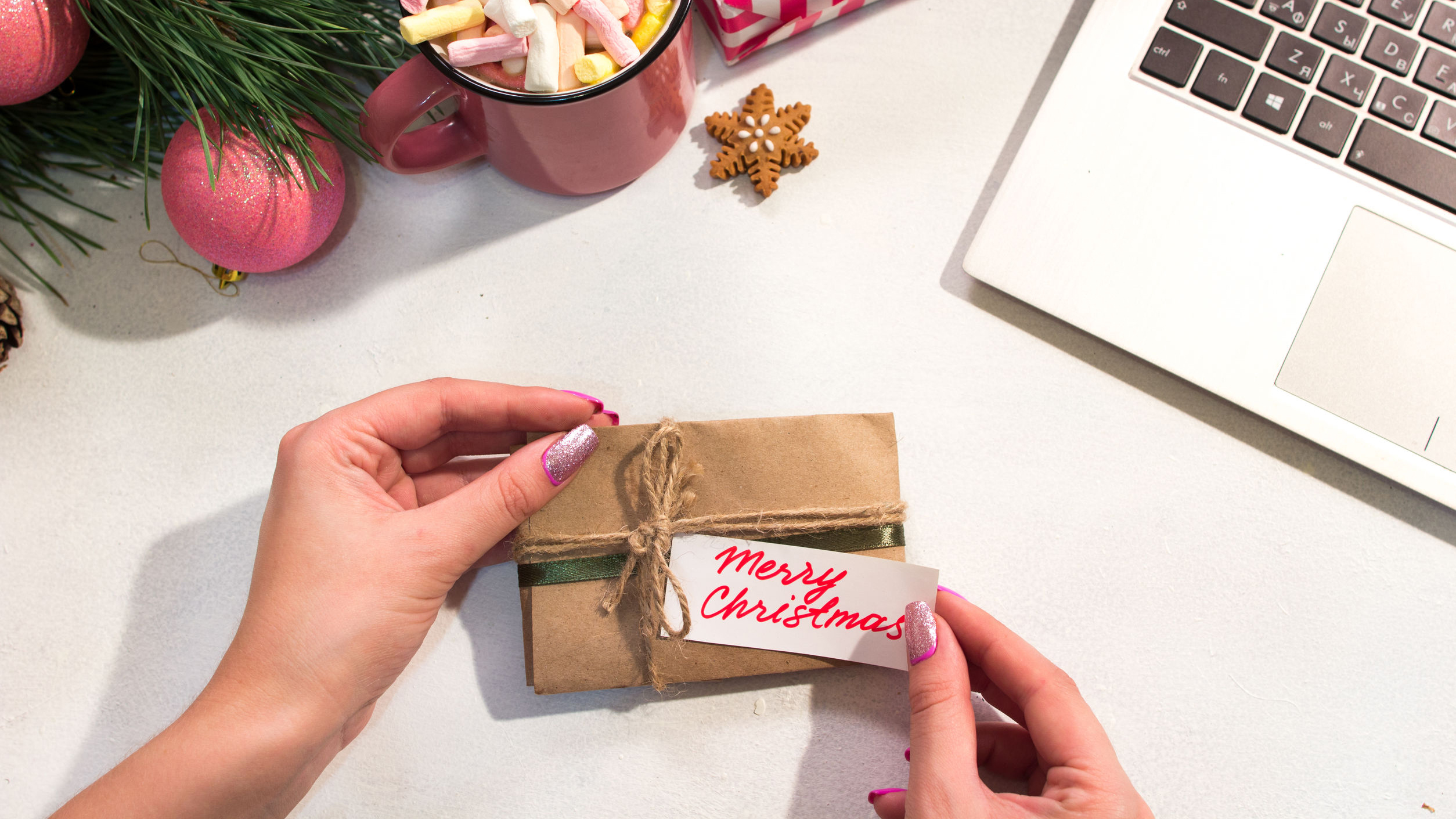 Stop Giving These Boring Gifts To Your Colleagues