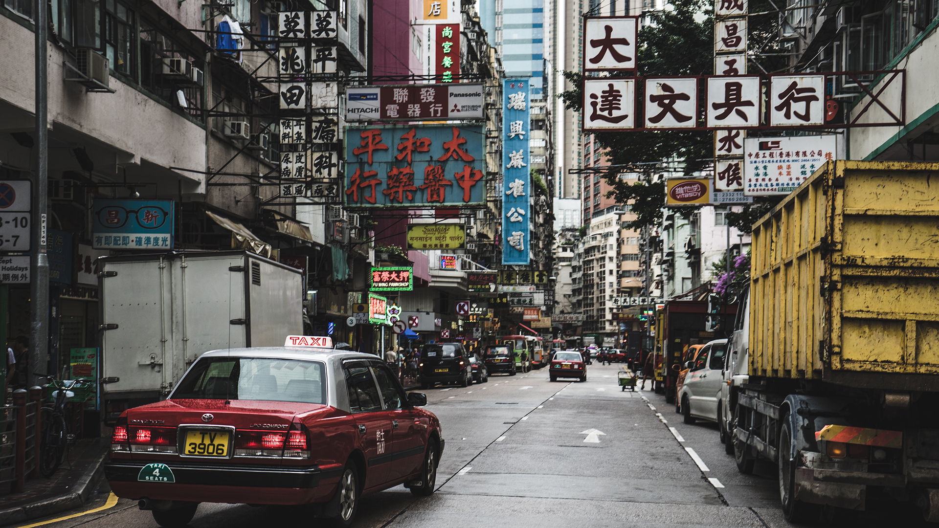 Learn dialect to broaden your horizon overseas.