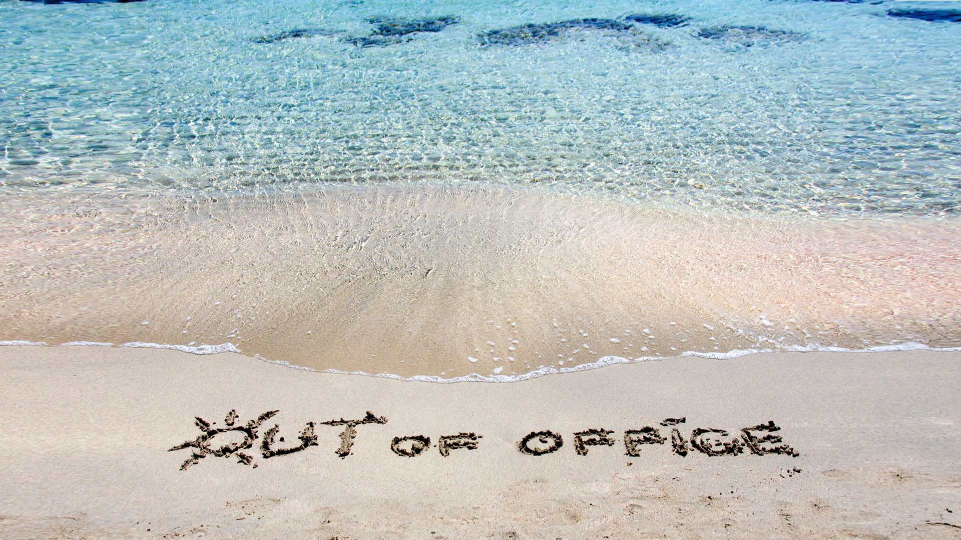 5 Guilt-Free Out-Of-Office Messages To Help You Stay On Vacay Mode