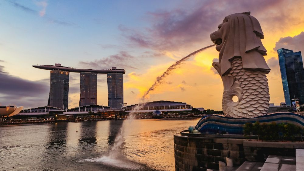 Lightning Strikes, Foreign Travels And Other Quirky Facts About The Merlion