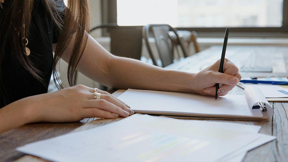 Happy International Left-Handers Day: Celebrating Lefties In Singapore